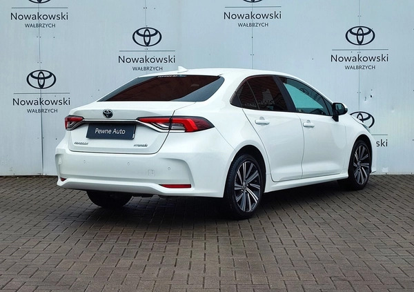 Toyota Corolla cena 103900 przebieg: 40231, rok produkcji 2022 z Wałbrzych małe 326